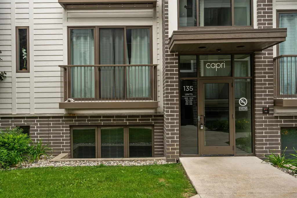 139 E Eighth Street Traverse City City MI 49684