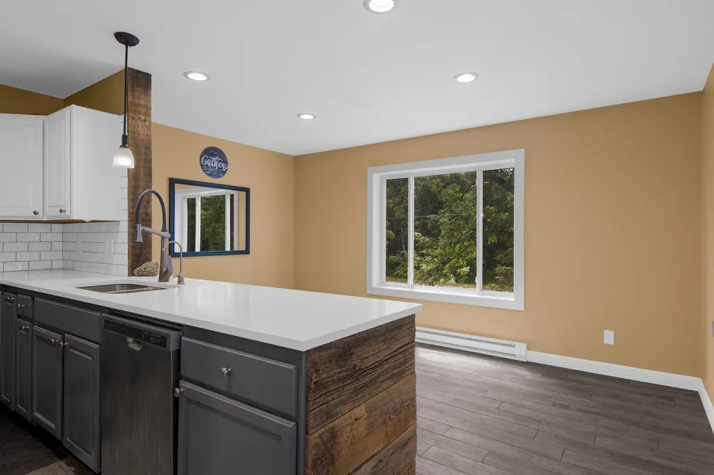 1343 E Duck Lake Road Green Lake Township MI 49637
