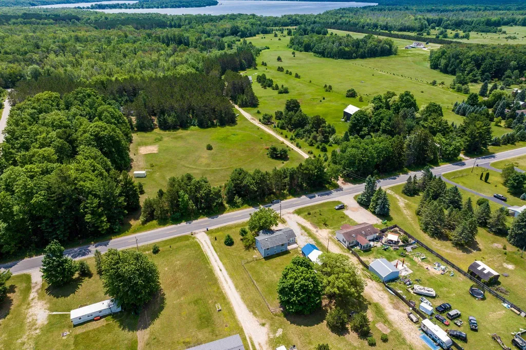 1343 E Duck Lake Road Green Lake Township MI 49637