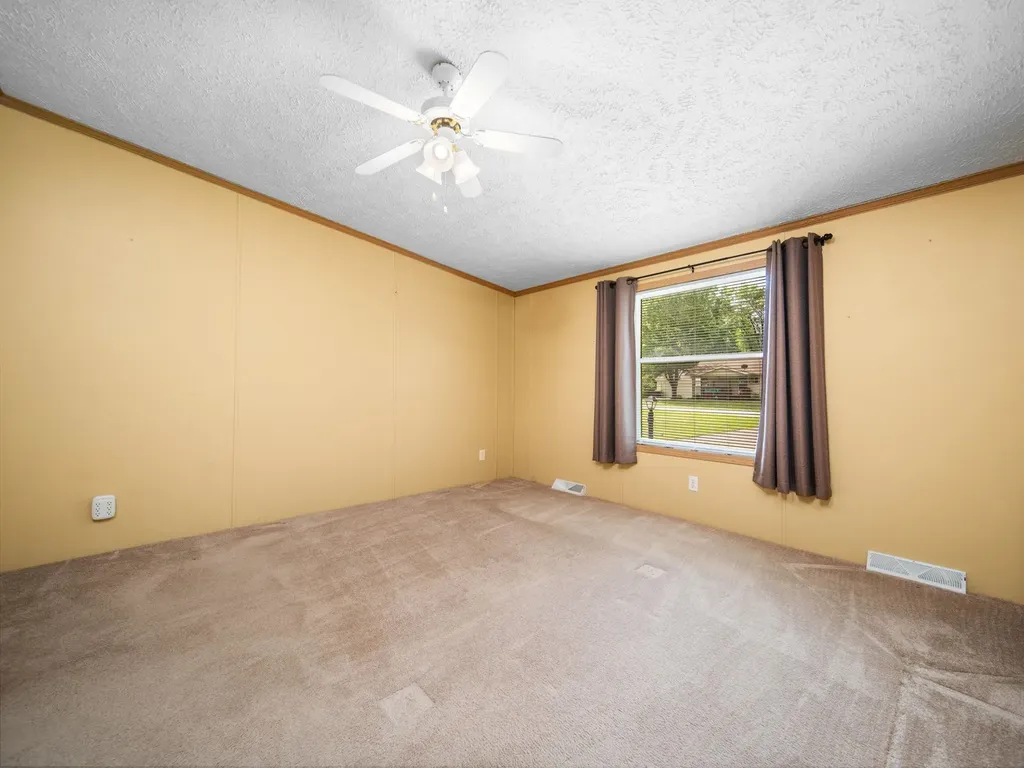 6710 Broadway Street Lake City City MI 49651