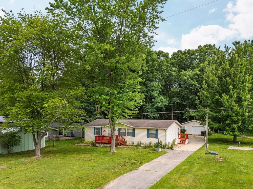 6710 Broadway Street Lake City City MI 49651