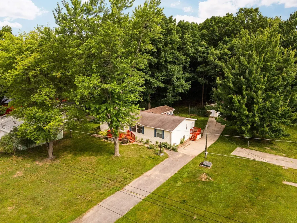 6710 Broadway Street Lake City City MI 49651
