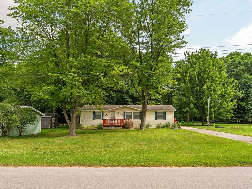6710 Broadway Street Lake City City MI 49651