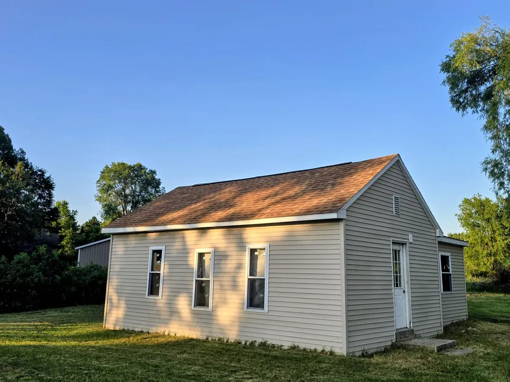 112 N 2nd Street Springville Township MI 49668