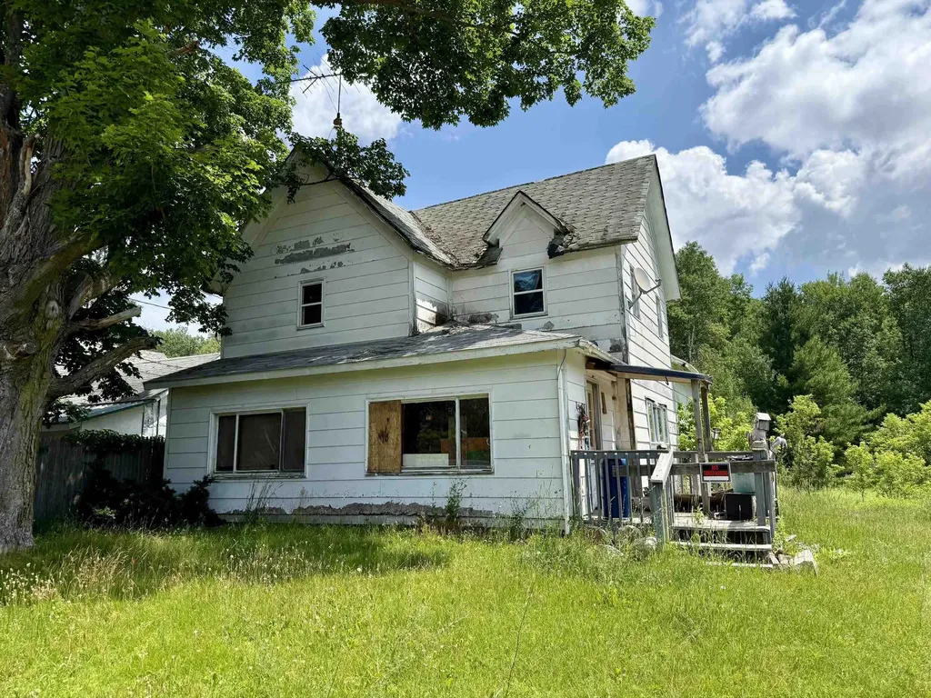 19190 130th Avenue Sherman Township MI 49688