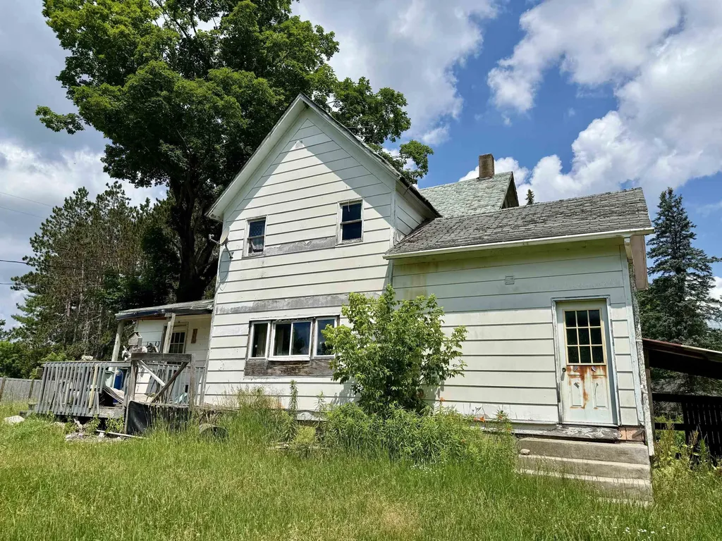 19190 130th Avenue Sherman Township MI 49688