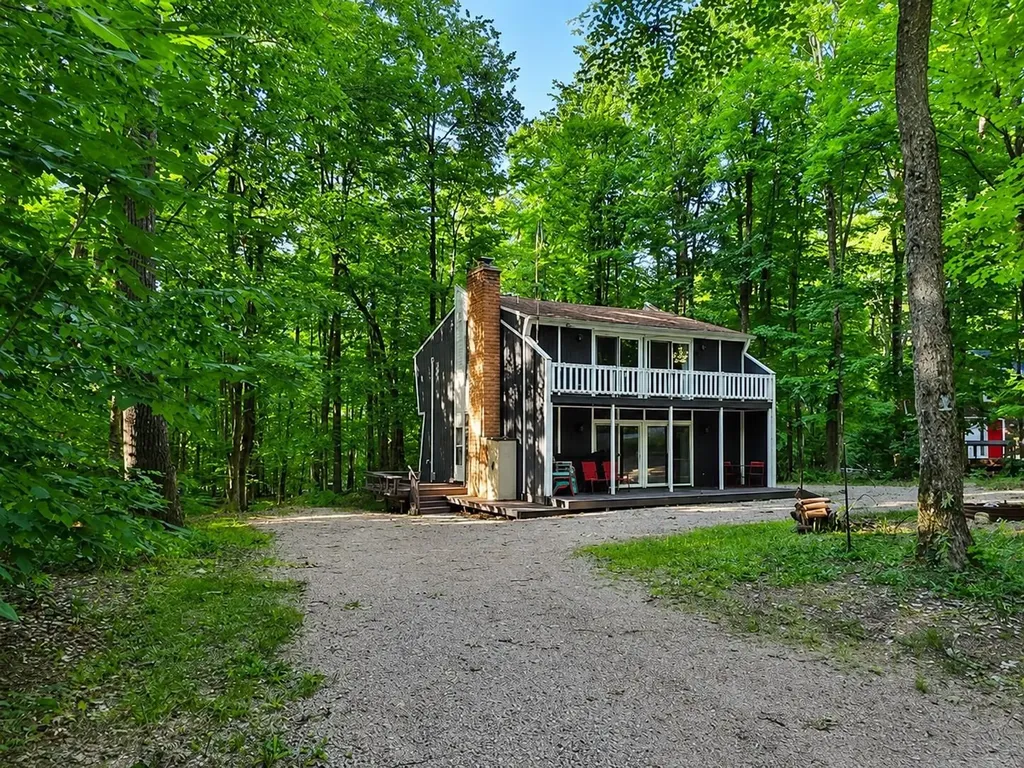 2574 Bahnhof Lane Custer Township MI 49615