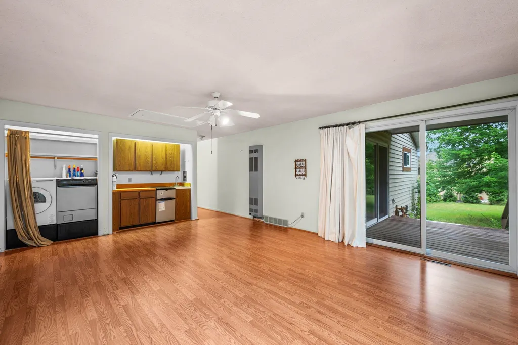901 Huron Hills Drive Peninsula Township MI 49686