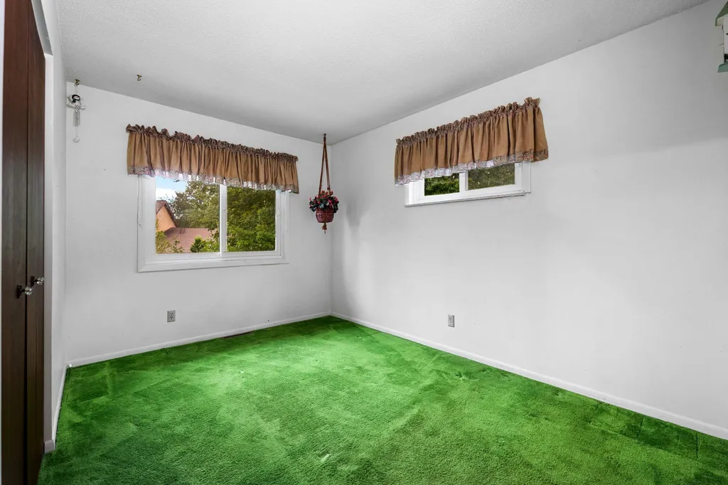 901 Huron Hills Drive Peninsula Township MI 49686