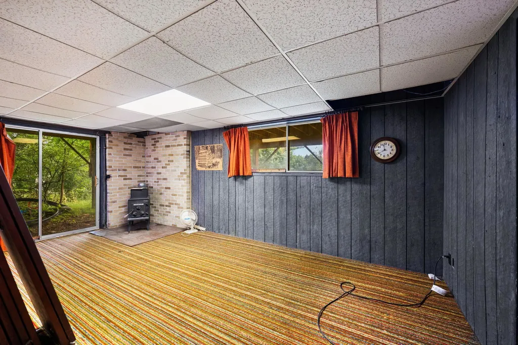 901 Huron Hills Drive Peninsula Township MI 49686