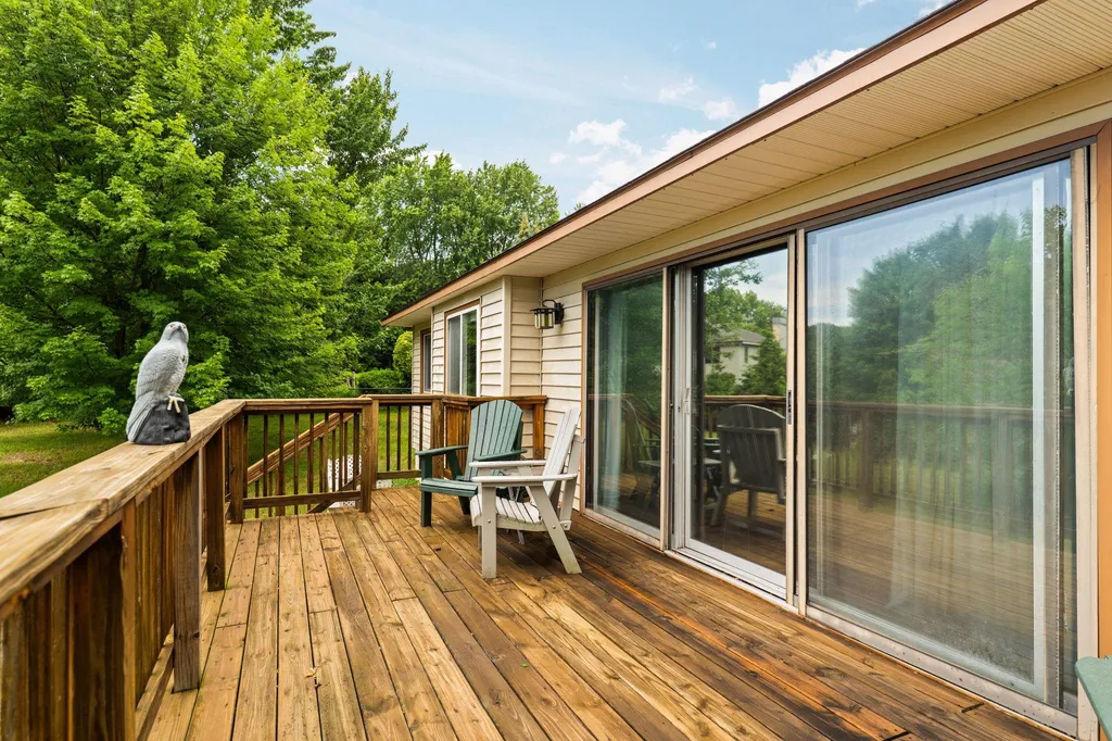 901 Huron Hills Drive Peninsula Township MI 49686