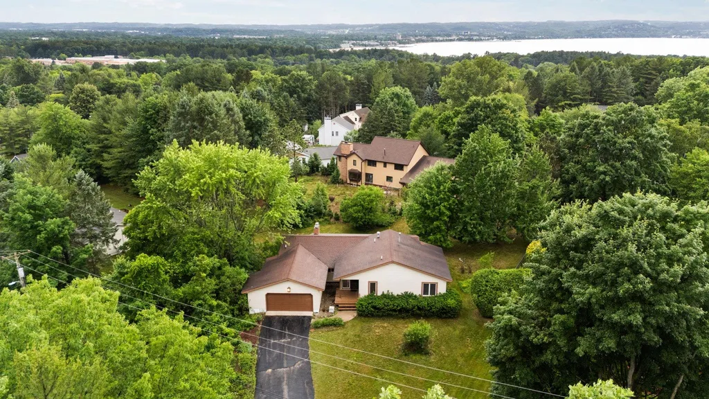 901 Huron Hills Drive Peninsula Township MI 49686