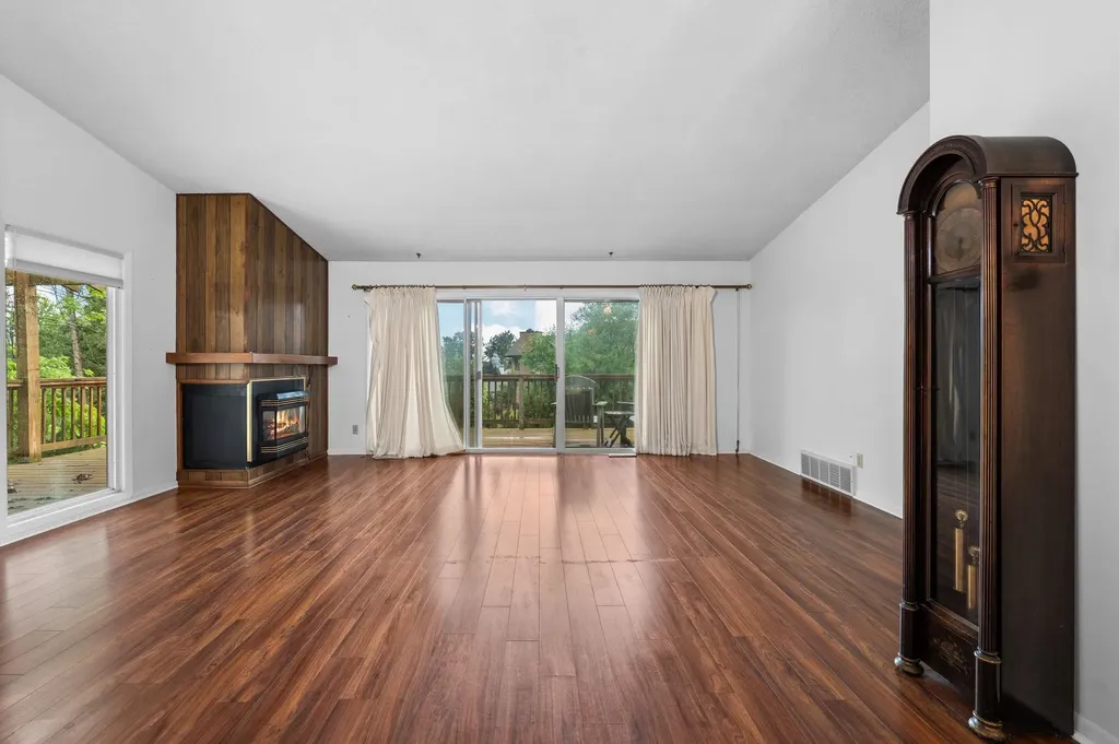 901 Huron Hills Drive Peninsula Township MI 49686
