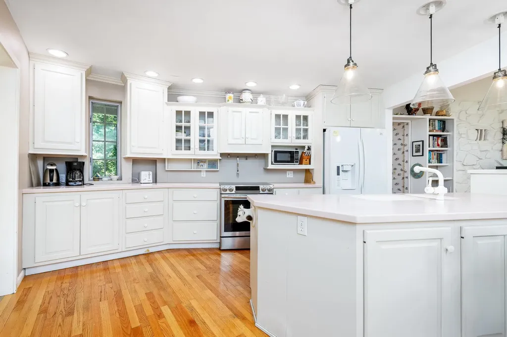 3528 Potter Road Onekama Township MI 49614