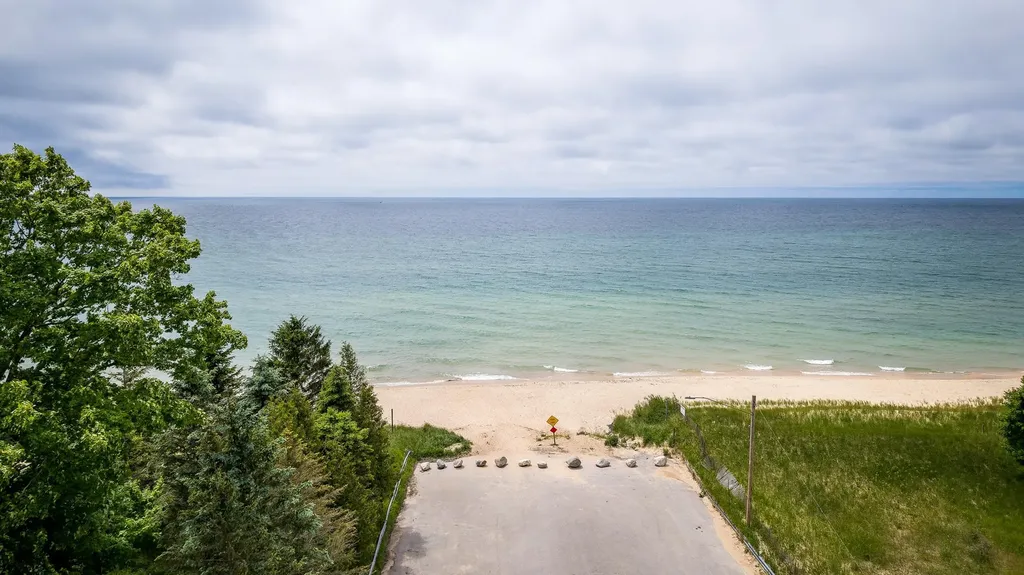 3528 Potter Road Onekama Township MI 49614