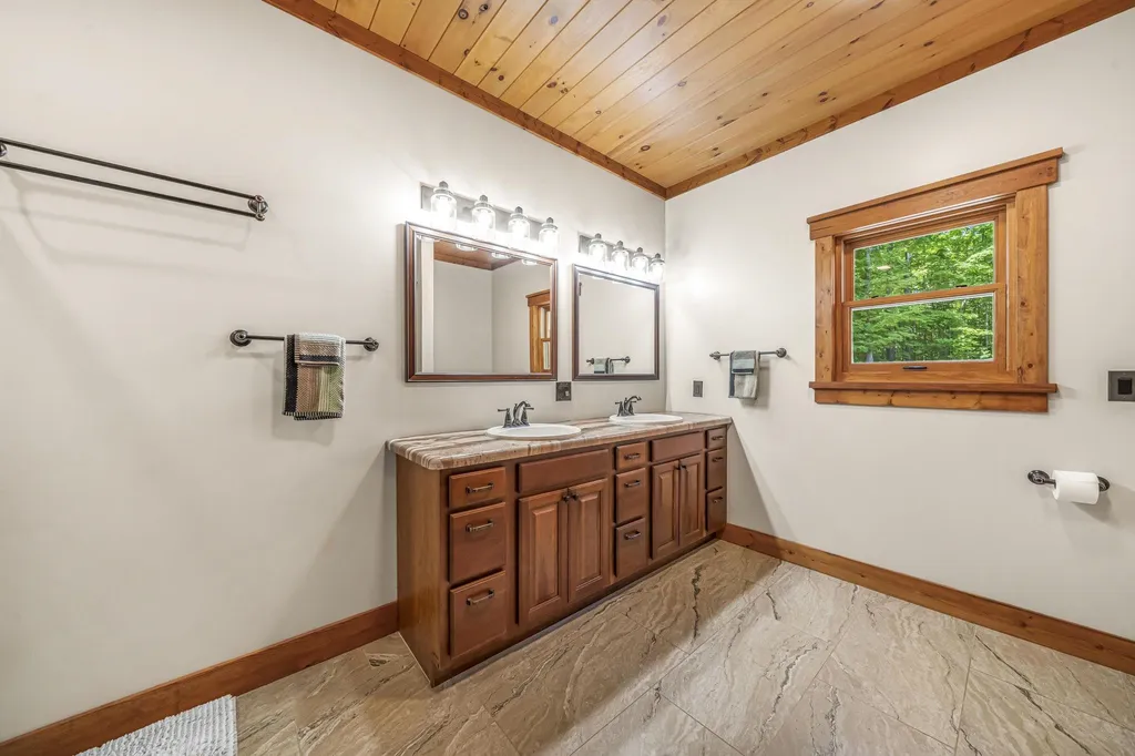 16624 Viaduct Road Cleon Township MI 49625