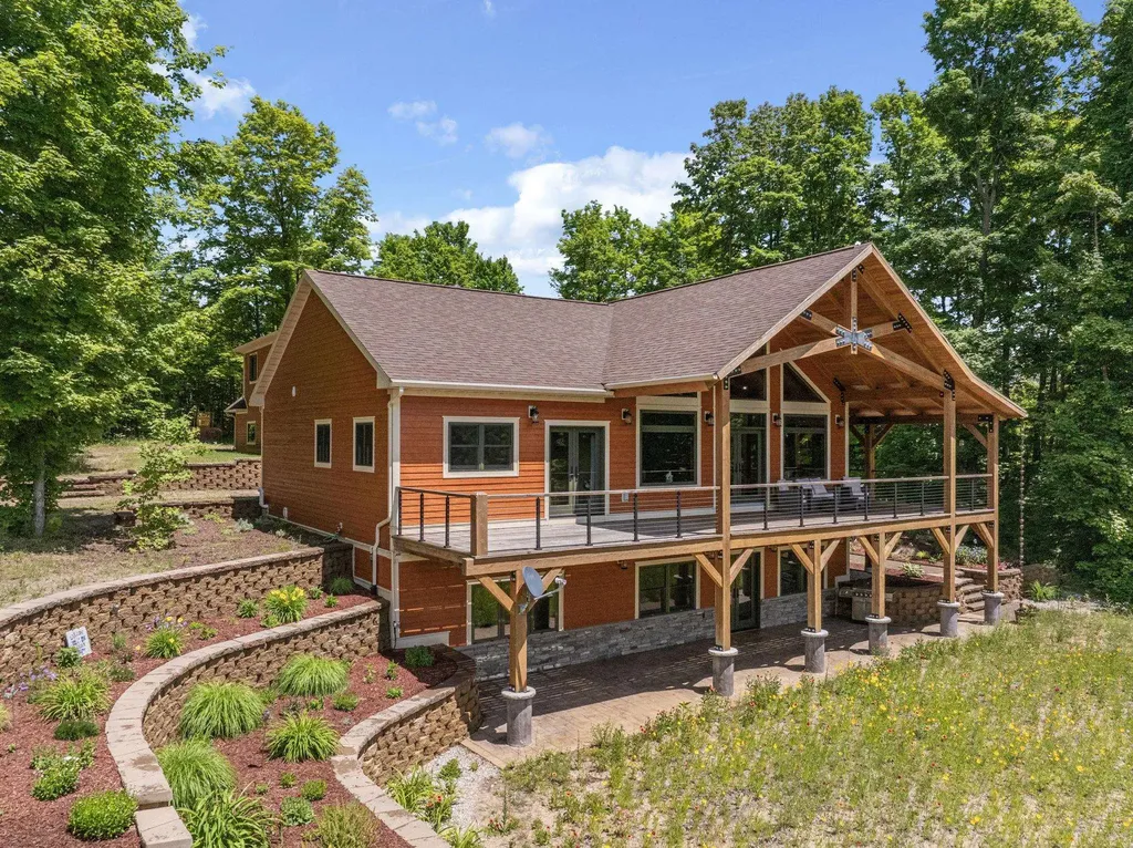 16624 Viaduct Road Cleon Township MI 49625