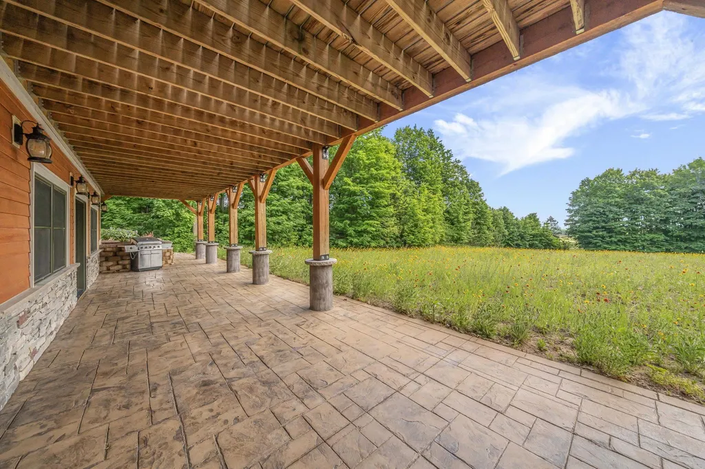 16624 Viaduct Road Cleon Township MI 49625