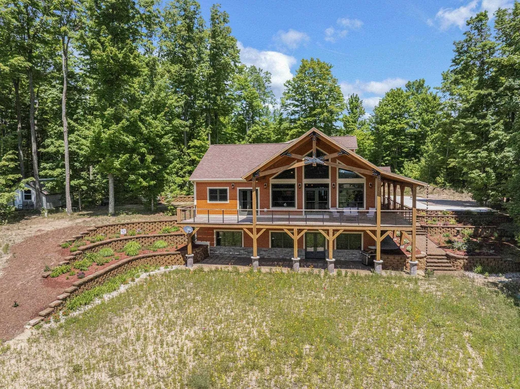 16624 Viaduct Road Cleon Township MI 49625