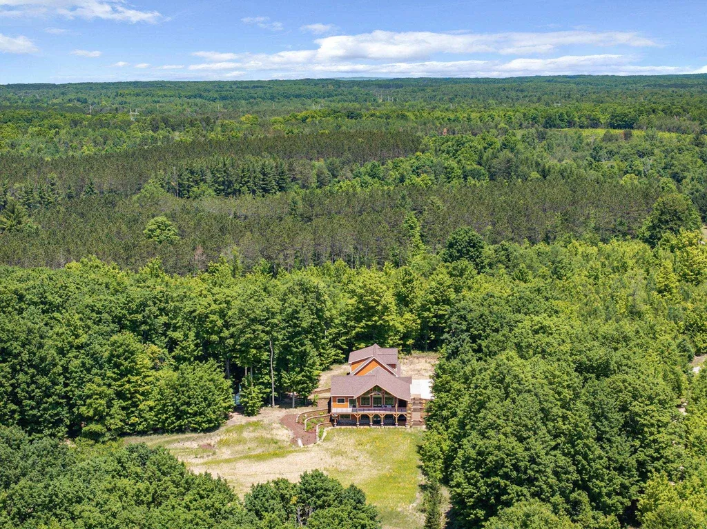 16624 Viaduct Road Cleon Township MI 49625