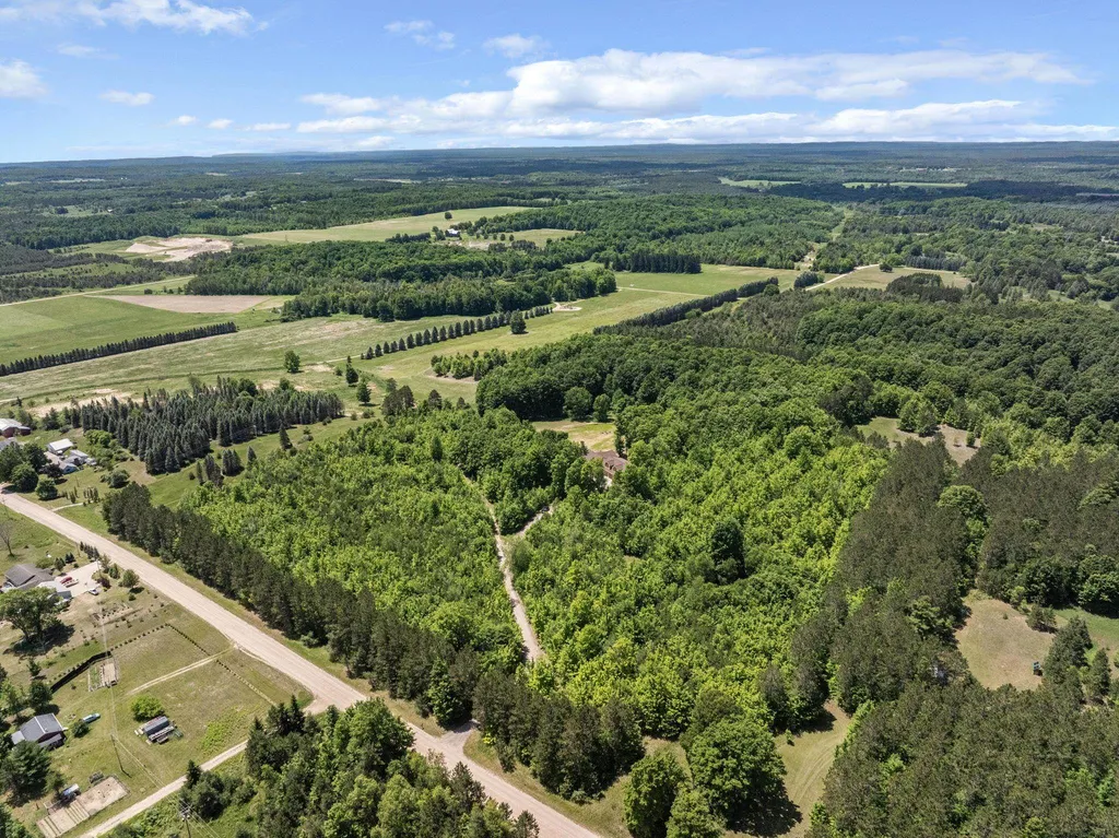 16624 Viaduct Road Cleon Township MI 49625