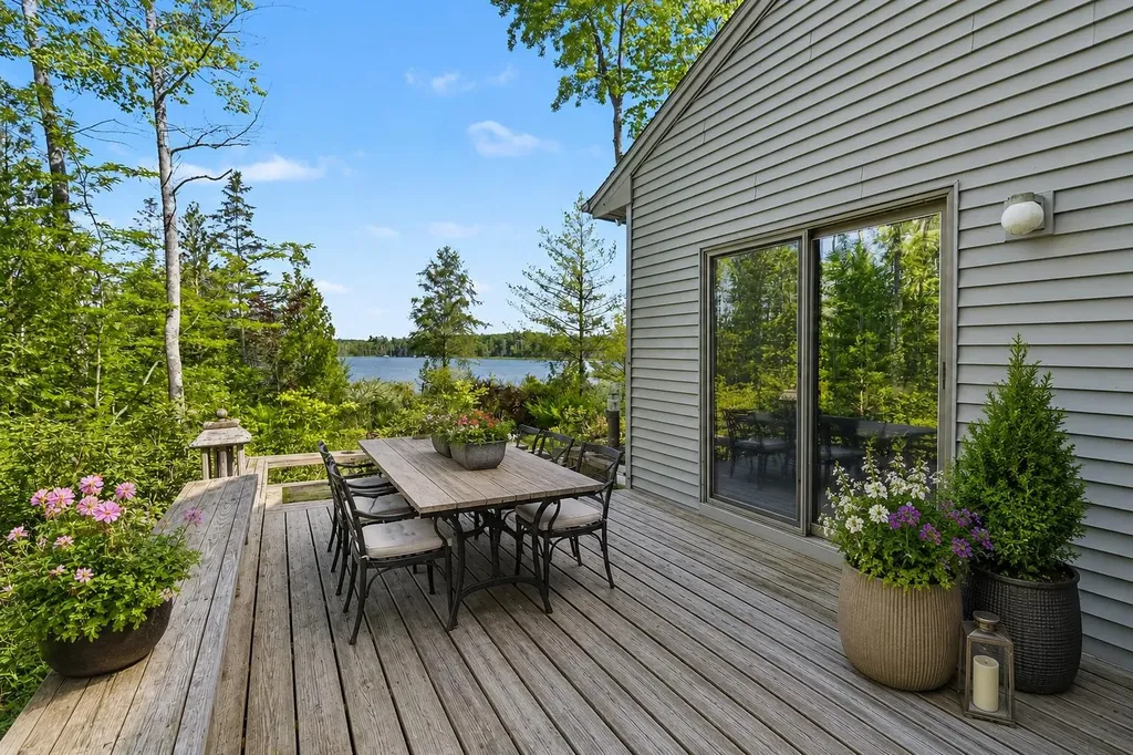 9948 Harmony Drive Green Lake Township MI 49643