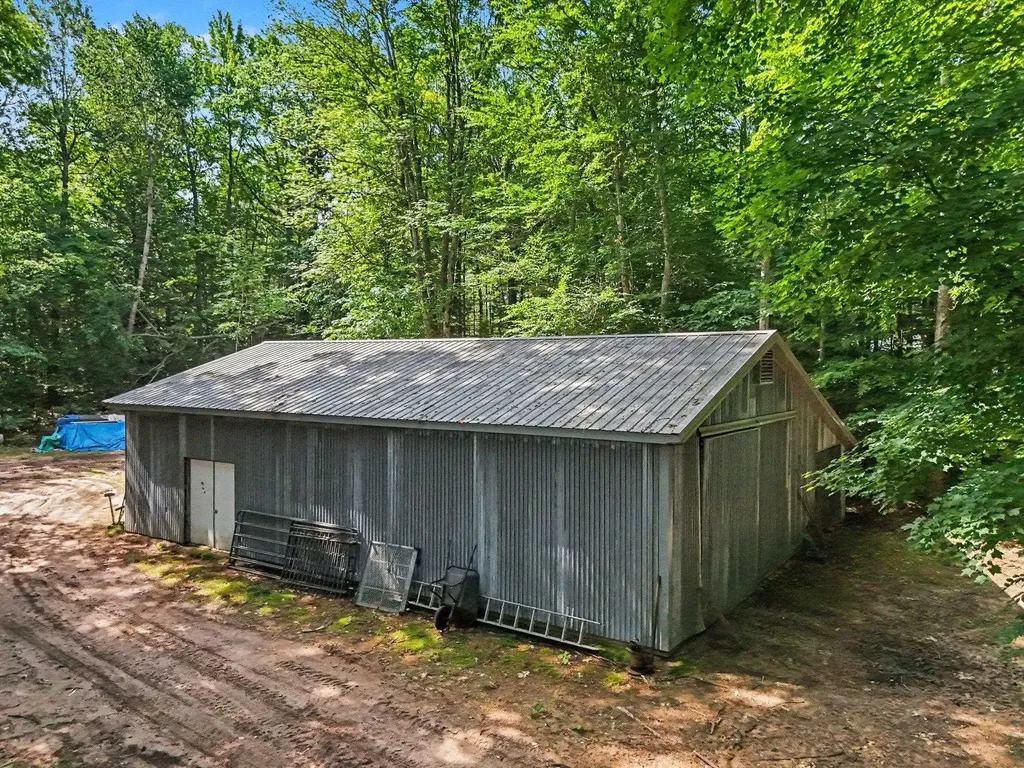 9948 Harmony Drive Green Lake Township MI 49643