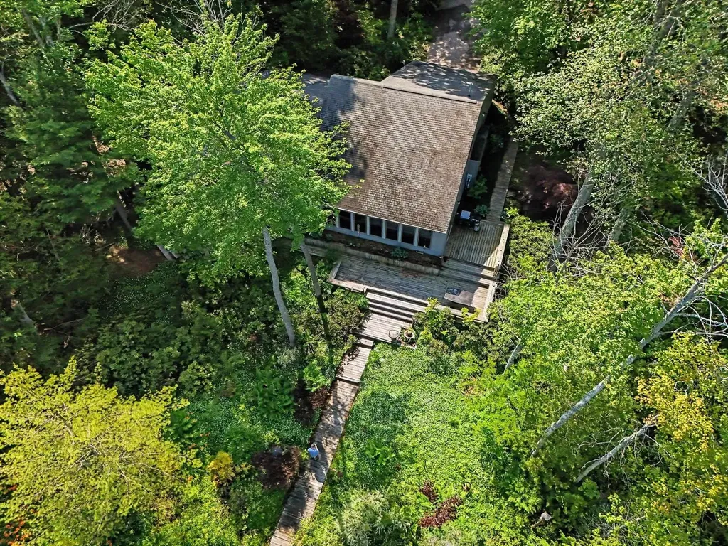 9948 Harmony Drive Green Lake Township MI 49643