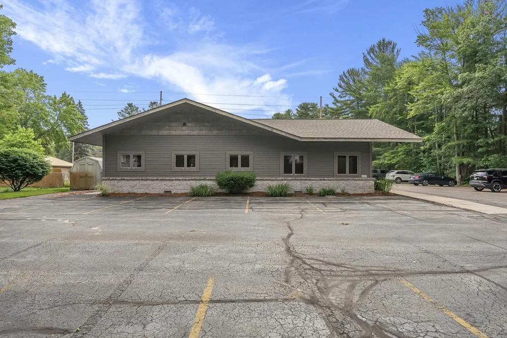 3819 N Four Mile Road East Bay Township MI 49696