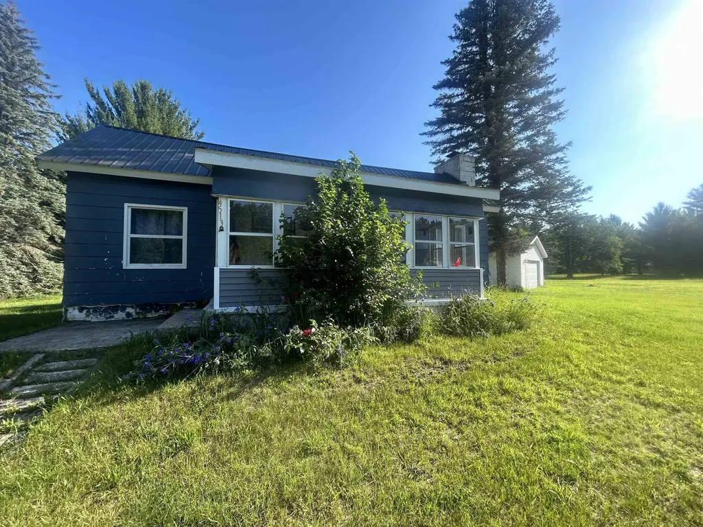 4513 Croy Lake Road, NE Coldsprings Township MI 49659