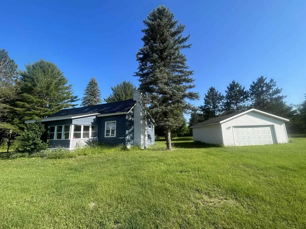 4513 Croy Lake Road, NE Coldsprings Township MI 49659