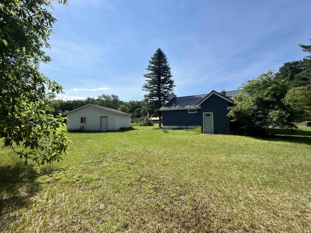 4513 Croy Lake Road, NE Coldsprings Township MI 49659