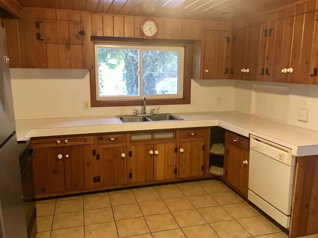 316 Huron Street Traverse City City MI 49686