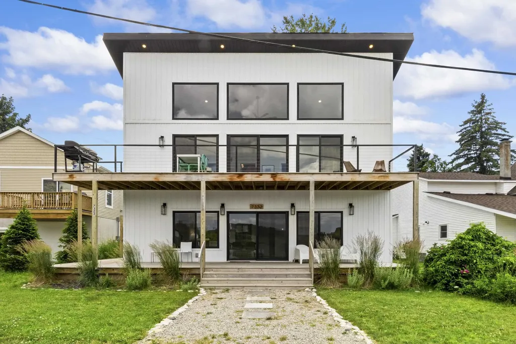 7323 Clark Street Benzonia Township MI 49617