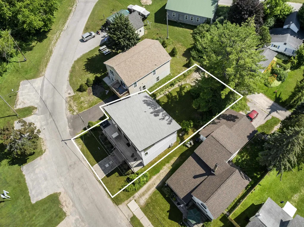 7323 Clark Street Benzonia Township MI 49617