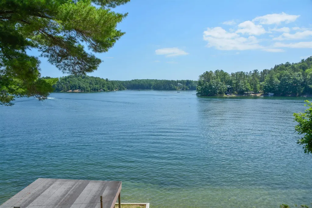 1877 Pinehurst Trail East Bay Township MI 49696
