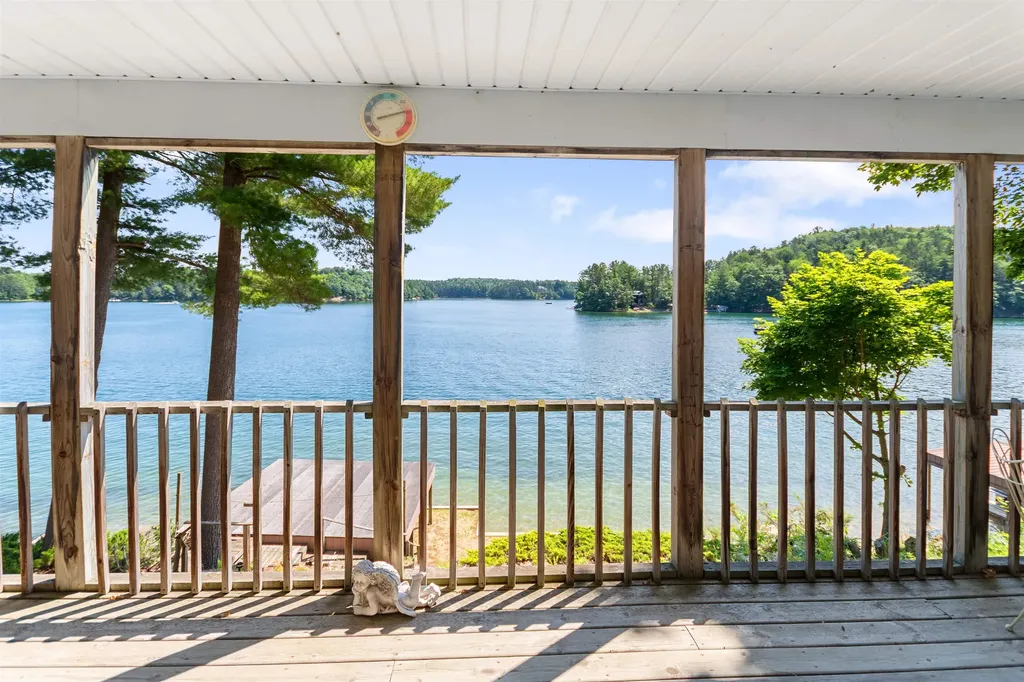 1877 Pinehurst Trail East Bay Township MI 49696