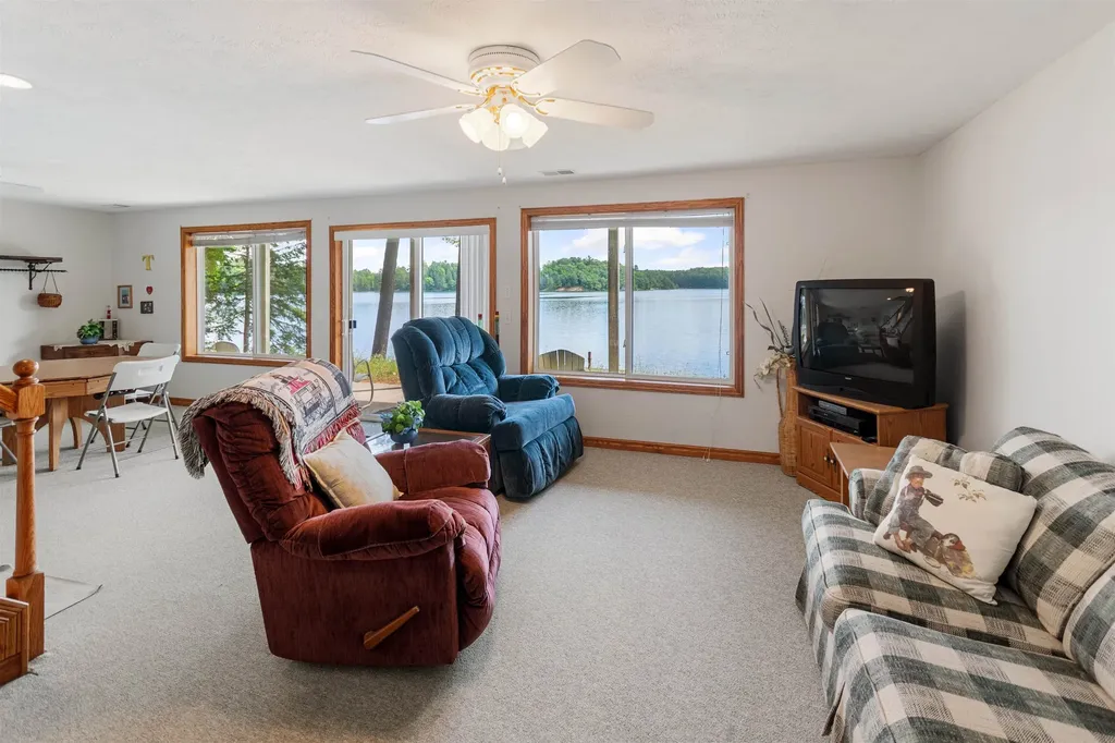 1877 Pinehurst Trail East Bay Township MI 49696