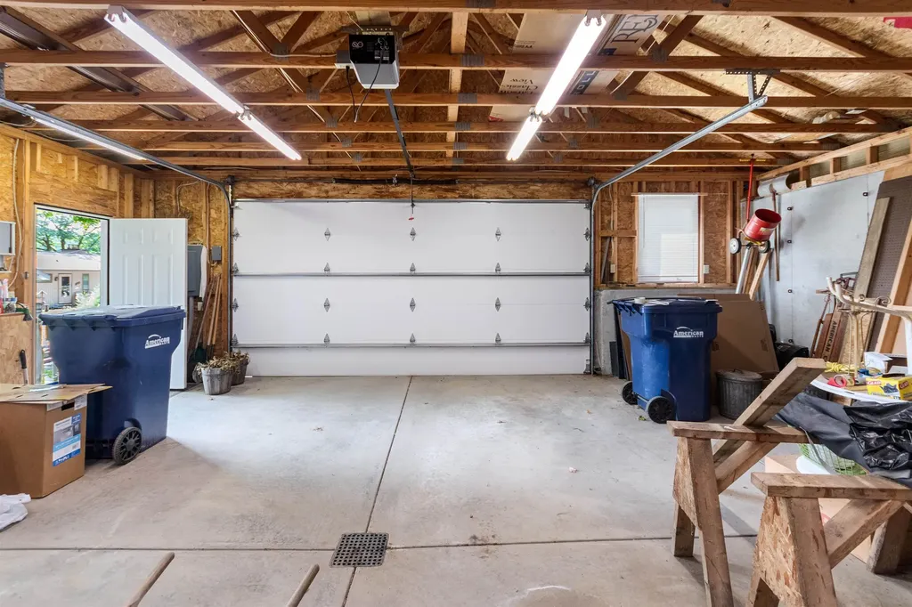 1877 Pinehurst Trail East Bay Township MI 49696