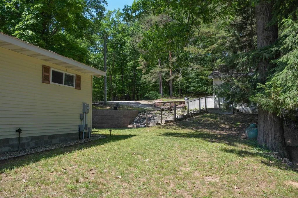 1877 Pinehurst Trail East Bay Township MI 49696