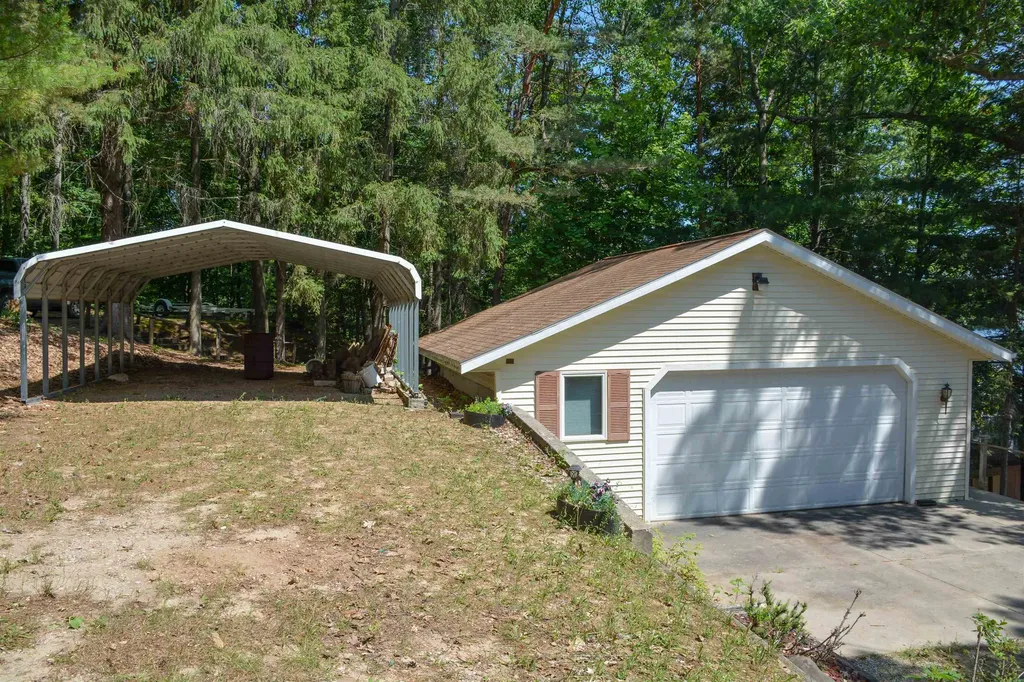 1877 Pinehurst Trail East Bay Township MI 49696