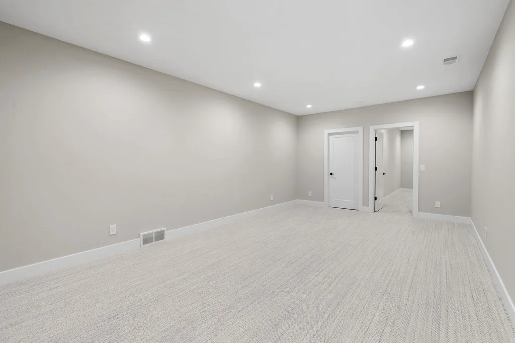 9378 E Summerfield Drive Elmwood Charter Township MI 49684