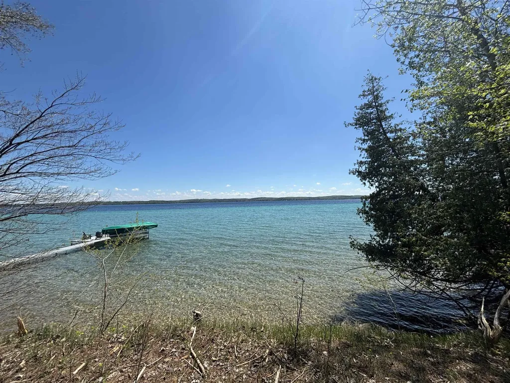 0 Torch Lake Drive, SW Milton Township MI 49676