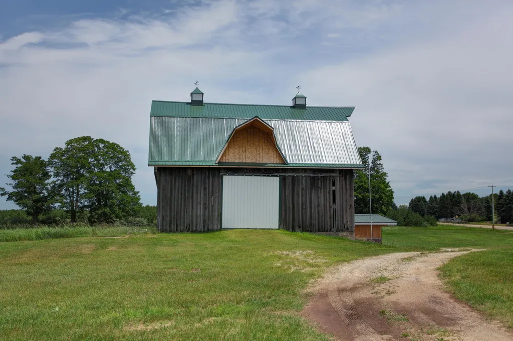 6401 E M-113 Fife Lake Township MI 49649