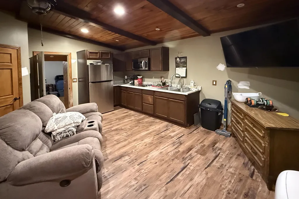6401 E M-113 Fife Lake Township MI 49649