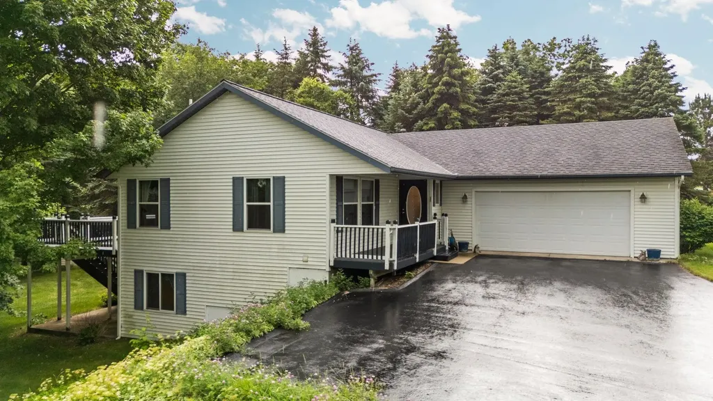 2091 Holland Circle Blair Township MI 49685