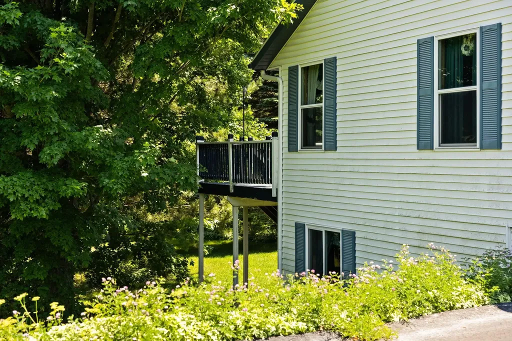 2091 Holland Circle Blair Township MI 49685
