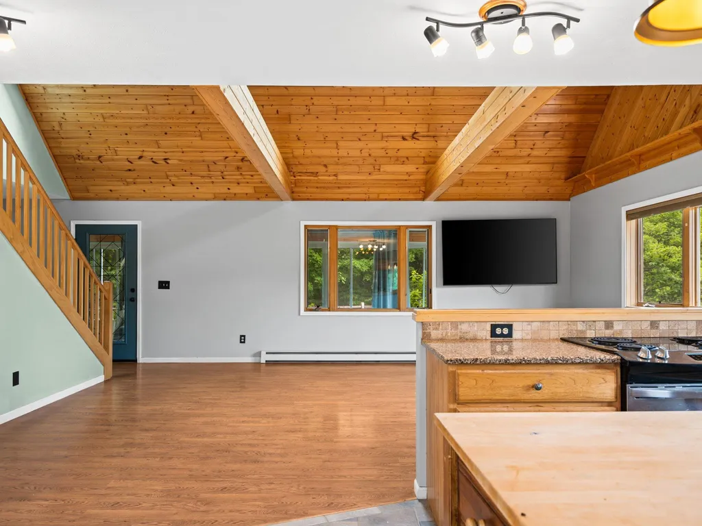 5265 Bates Acme Township MI 49690