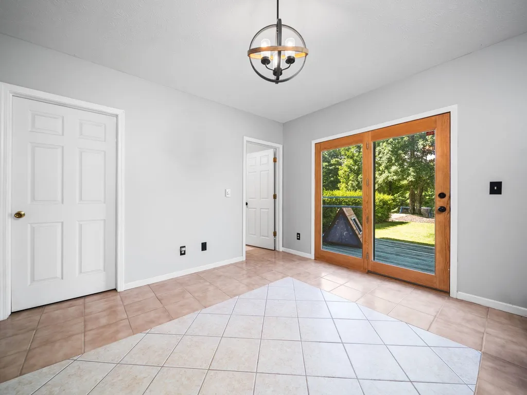 5265 Bates Acme Township MI 49690