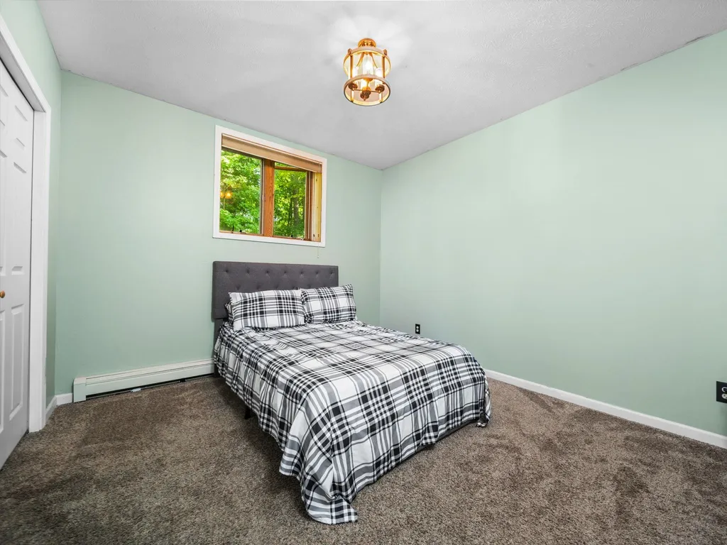 5265 Bates Acme Township MI 49690
